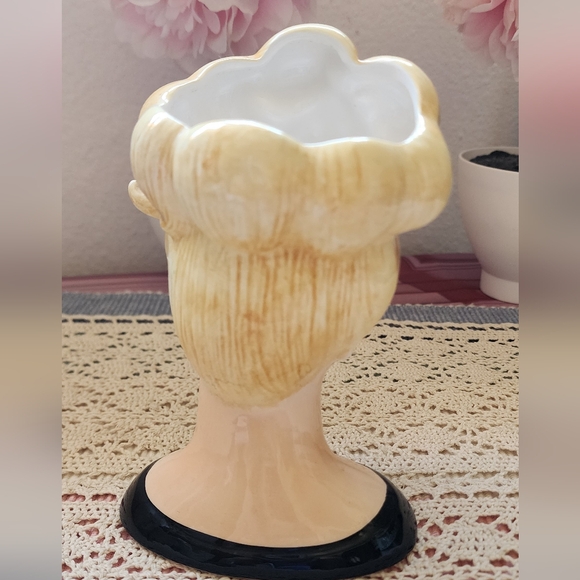 Vintage Lefton Headvase # 3517 - Picture 3 of 7